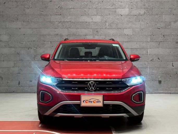 مستعملة Volkswagen T-Roc أنا فيس ليفت, 1.5 l, 2024 في في المملكة العربية السعودية, جدة من CIty Cars، اللون أحمر.  | AUTO.AE