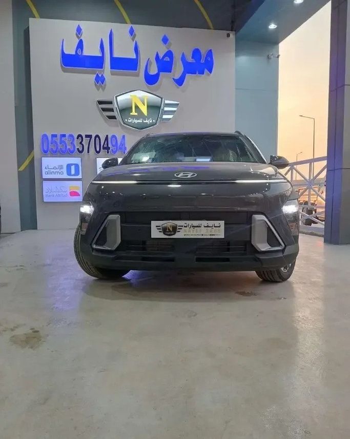 جديدة ⁦Hyundai Kona II (SX2)، 2.0 l، 2026⁩ في في المملكة العربية السعودية, خميس مشيط من Naif Cars شركة نايف للسيارات، اللون رمادي.  | AUTO.AE | إعلان #283909