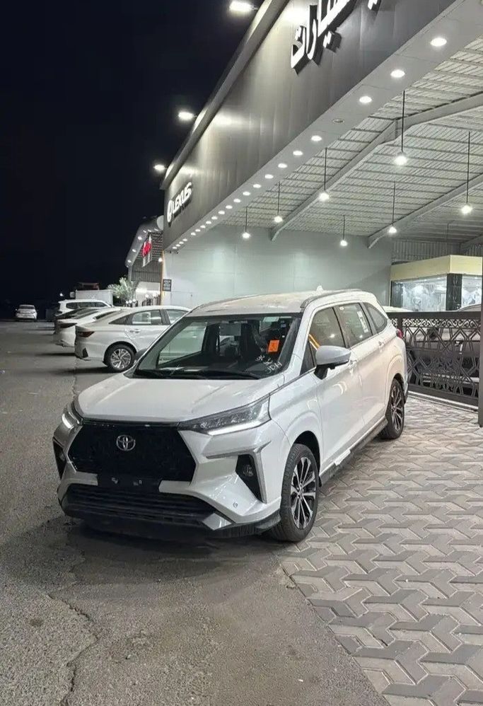 جديدة ⁦Toyota Veloz، 1.5 l، 2025⁩ في في المملكة العربية السعودية, خميس مشيط من معرض سعيد ظافر القحطاني، اللون أبيض.  | AUTO.AE | إعلان #283857