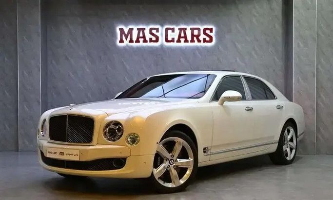 مستعملة Bentley Mulsanne Speed ثانياً, 6.8 l, 2016 في في المملكة العربية السعودية, الخبر من ماس للسيارات MAS CARS، اللون أبيض.  | AUTO.AE | إعلان #271770