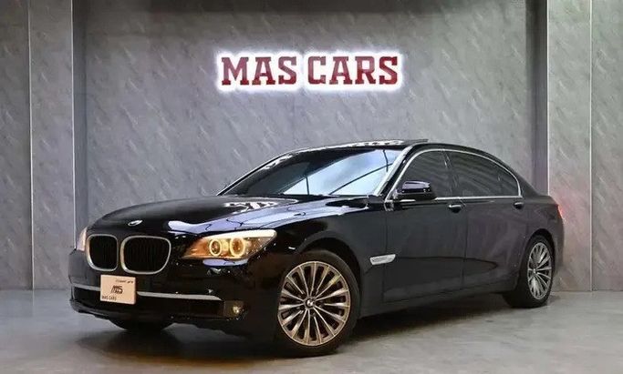 مستعملة BMW 7 Series 730Li V (F01/F02/F04) عملية فيس ليفت V (F01/F02/F04), 3.0 l, 2012 في في المملكة العربية السعودية, الخبر من ماس للسيارات MAS CARS، اللون أسود.  | AUTO.AE | إعلان #271771