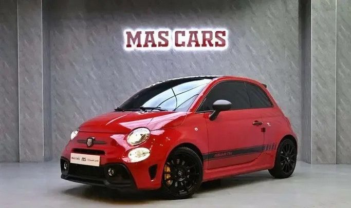 مستعملة Fiat 500 فيس ليفت الثاني, 1.4 l, 2023 في في المملكة العربية السعودية, الخبر من ماس للسيارات MAS CARS، اللون أحمر.  | AUTO.AE | إعلان #271762