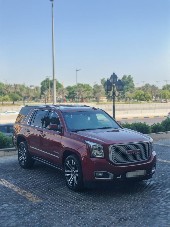 مستعملة GMC Yukon IV (GMT K2UG), 6.2 l, 2017 في في المملكة العربية السعودية, الخبر من معرض تداول للسيارات Showroom Tadawul Cars، اللون أحمر. أخرى | AUTO.AE | إعلان #258726
