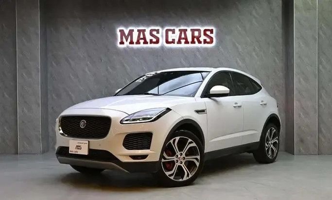 مستعملة Jaguar E-Pace I, 2.0 l, 2019 في في المملكة العربية السعودية, الخبر من ماس للسيارات MAS CARS، اللون أبيض.  | AUTO.AE | إعلان #271744