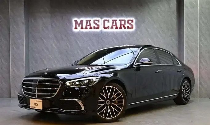 Подержанный Mercedes-Benz S-Class 580 4MATIC VII (W223), 4.0 л, 2022 в Саудовская Аравия, Хобар от ماس للسيارات MAS CARS Черный цвет.  | AUTO.AE | Объявление #271756
