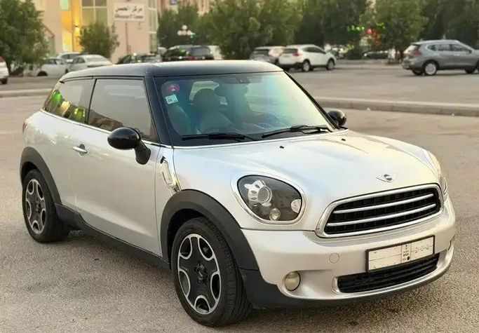 Подержанный MINI Paceman Cooper I, 1.6 л, 2014 в Саудовская Аравия, Хобар от معرض المركبة الذهبية للسيارات Серебристый цвет. Other | AUTO.AE | Объявление #275131