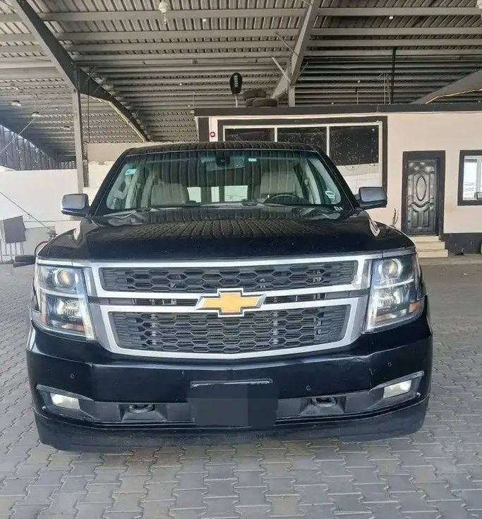 مستعملة Chevrolet Tahoe رابعاً, 5.3 l, 2015 في في المملكة العربية السعودية, مكة المكرمة من Abu Wafi Cars معرض الطليعة ابو وافي للسيارات، اللون أسود.  | AUTO.AE | إعلان #270670