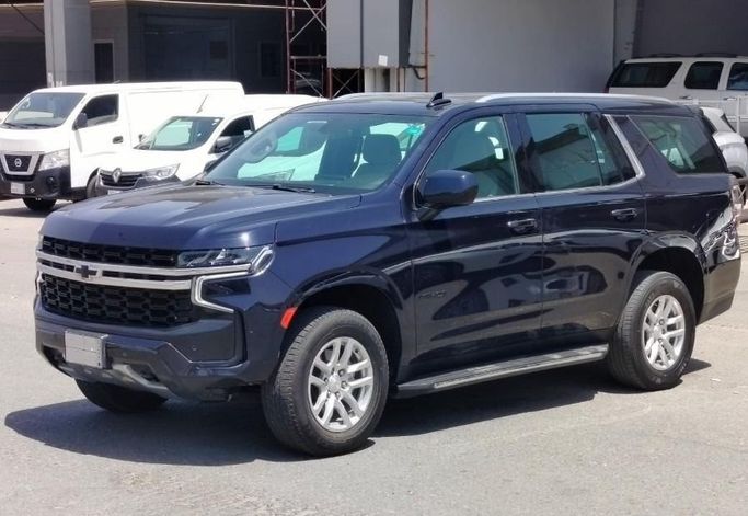 Подержанный Chevrolet Tahoe V, 5.3 л, 2022 в Саудовская Аравия, Мекка от Al Awael Cars معرض الأوائل المميز للسيارات Черный цвет.  | AUTO.AE | Объявление #271901