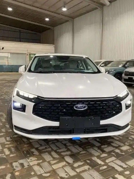 جديدة Ford Taurus VIII: عملية تجميل الوجه, 2.0 l, 2026 في في المملكة العربية السعودية, مكة المكرمة من Rowad Al Eatemad رواد الإعتماد للسيارات، اللون أبيض.  | AUTO.AE | إعلان #271069
