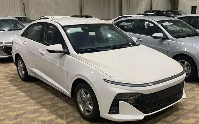 New Hyundai Accent VI (BN7), 1.5 l, 2026 in Saudi Arabia, Mecca by Rowad Al Eatemad رواد الإعتماد للسيارات, White color.  | AUTO.AE | Listing #270887
