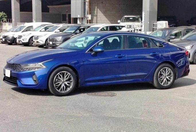 مستعملة Kia K5 ثالثاً, 2.0 l, 2021 في في المملكة العربية السعودية, مكة المكرمة من Al Awael Cars معرض الأوائل المميز للسيارات، اللون أزرق.  | AUTO.AE | إعلان #271829