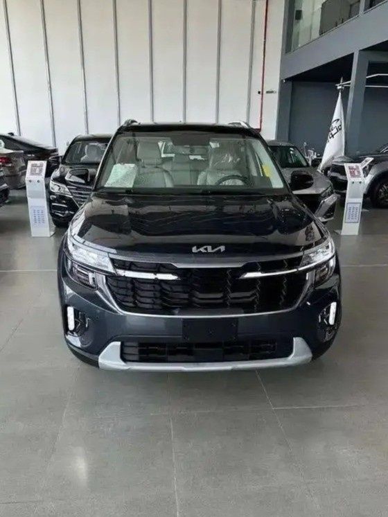 New Kia Seltos I Facelift, 1.5 l, 2026 in Saudi Arabia, Mecca by Rowad Al Eatemad رواد الإعتماد للسيارات, Black color.  | AUTO.AE | Listing #270866