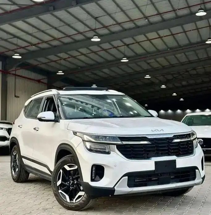 New Kia Seltos I Facelift, 1.5 l, 2026 in Saudi Arabia, Mecca by Rowad Al Eatemad رواد الإعتماد للسيارات, White color.  | AUTO.AE | Listing #270872