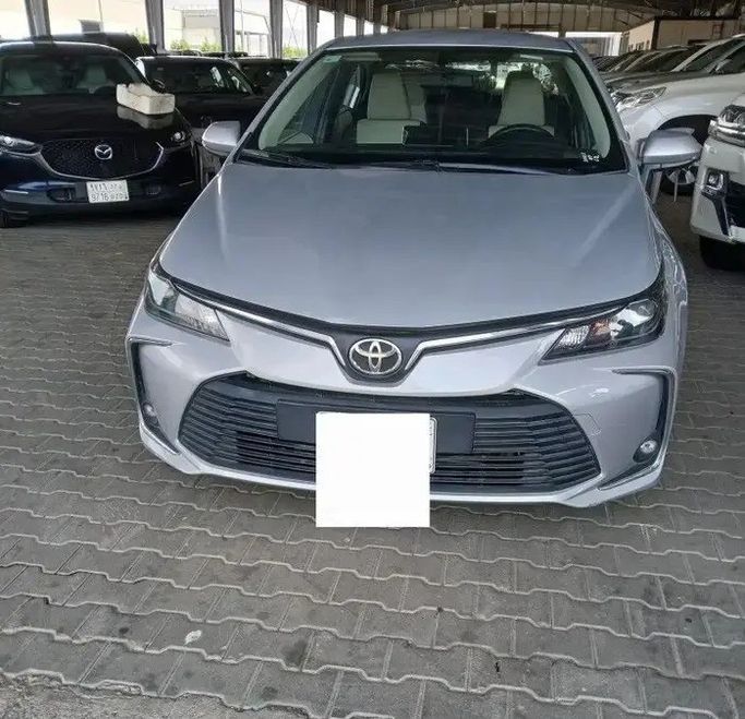 مستعملة Toyota Corolla XII (E210), 1.5 l, 2021 في في المملكة العربية السعودية, مكة المكرمة من Abu Wafi Cars معرض الطليعة ابو وافي للسيارات، اللون فضي.  | AUTO.AE | إعلان #270705