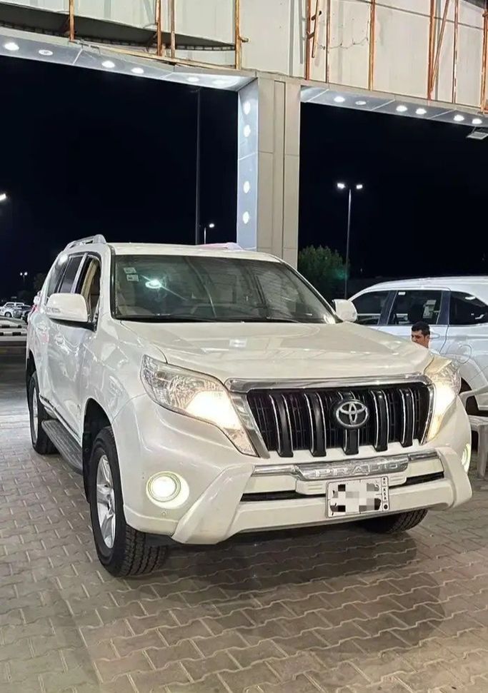 Подержанный Toyota Land Cruiser Prado 150 Series Рестайлинг 1, 4.0 л, 2016 в Саудовская Аравия, Мекка от Abu Wafi Cars معرض الطليعة ابو وافي للسيارات Белый цвет.  | AUTO.AE | Объявление #270678