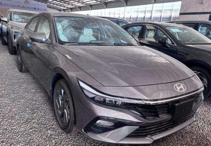 جديدة Hyundai Elantra عملية فيس ليفت VII (CN7), 1.6 l, 2026 في في المملكة العربية السعودية, المدينة المنورة من Al Afkham Cars معرض الأفخم للسيارات، اللون رمادي. أخرى | AUTO.AE | إعلان #269556