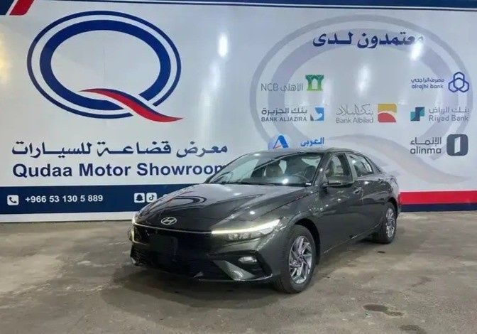 Новый Hyundai Elantra VII (CN7) Рестайлинг, 1.6 л, 2025 в Саудовская Аравия, Медина от Qudaa Cars معرض قضاعة للسيارات Серый цвет. GCC | AUTO.AE | Объявление #269639