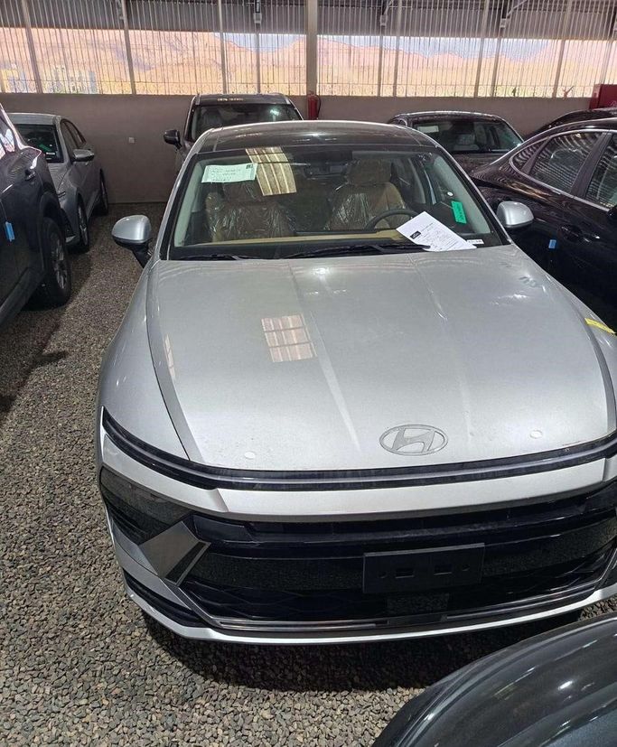 جديدة Hyundai Sonata عملية فيس ليفت VIII (DN8), 2.5 l, 2026 في في المملكة العربية السعودية, المدينة المنورة من Al Afkham Cars معرض الأفخم للسيارات، اللون فضي. أخرى | AUTO.AE | إعلان #272861