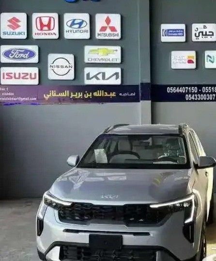 جديدة Kia Sonet أنا فيس ليفت, 1.0 l, 2026 في في المملكة العربية السعودية, المدينة المنورة من معرض قمه الابداع للسيارات، اللون فضي. أخرى | AUTO.AE | إعلان #268566