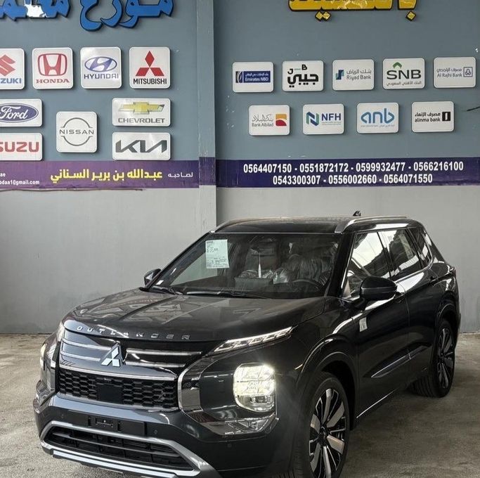 جديدة Mitsubishi Outlander رابعاً, 2.5 l, 2026 في في المملكة العربية السعودية, المدينة المنورة من معرض قمه الابداع للسيارات، اللون رمادي. أخرى | AUTO.AE | إعلان #268467