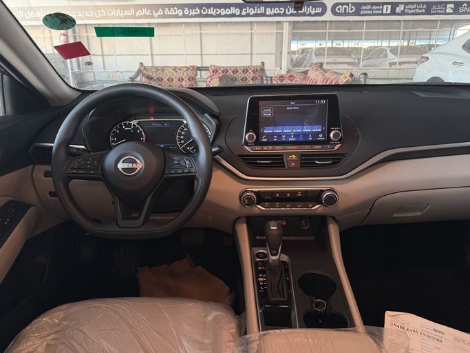New Nissan Altima VI (L34) Facelift, 2.5 l, 2026 in Saudi Arabia, Medina by Wisam Al Hejaz Cars شركة وسام الحجاز للسيارات, Black color. GCC Specs | AUTO.AE | Listing #266013