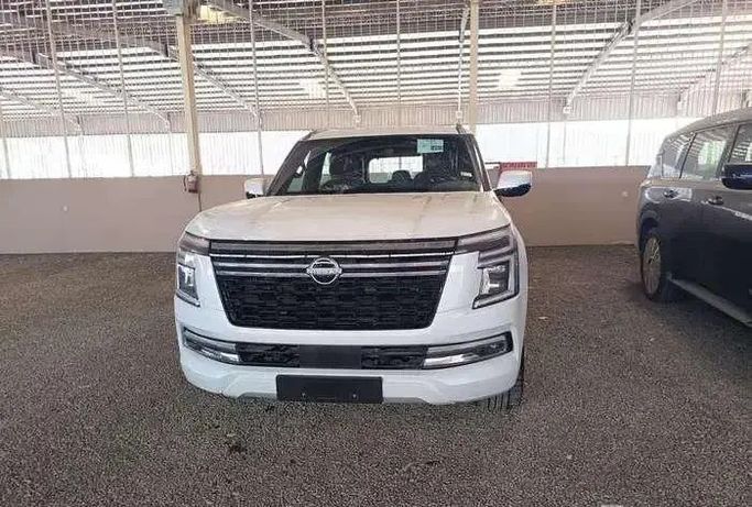 Новый Nissan Patrol VII (Y63), 3.8 л, 2026 в Саудовская Аравия, Медина от Al Afkham Cars معرض الأفخم للسيارات Белый цвет. Other | AUTO.AE | Объявление #271200
