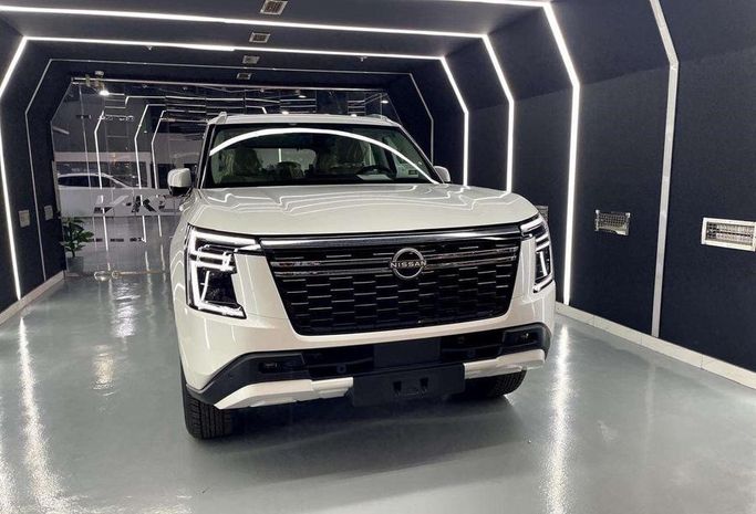 Новый Nissan Patrol VII (Y63), 3.8 л, 2026 в Саудовская Аравия, Медина от Al Afkham Cars معرض الأفخم للسيارات Белый цвет. Other | AUTO.AE | Объявление #273802