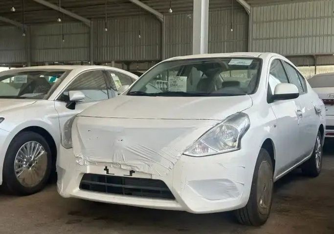 جديدة Nissan Sunny فيس ليفت N17, 1.5 l, 2024 في في المملكة العربية السعودية, المدينة المنورة من Faisal Al Tamayoz Cars معرض فيضل التميز للسيارات، اللون أبيض. مواصفات الخليج | AUTO.AE | إعلان #269353