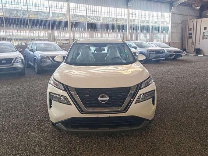 جديدة Nissan X-Trail ثالثاً فيس ليفت 2, 2.0 l, 2026 في في المملكة العربية السعودية, المدينة المنورة من Al Afkham Cars معرض الأفخم للسيارات، اللون أبيض. أخرى | AUTO.AE | إعلان #270958