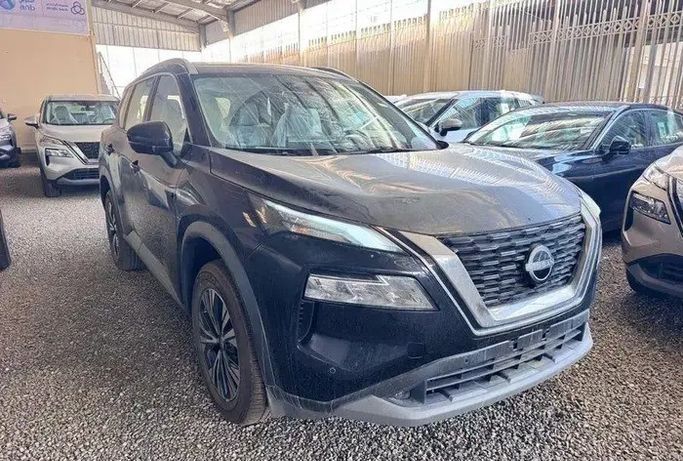 جديدة Nissan X-Trail رابعاً, 2.5 l, 2026 في في المملكة العربية السعودية, المدينة المنورة من Al Afkham Cars معرض الأفخم للسيارات، اللون أسود. أخرى | AUTO.AE | إعلان #272130