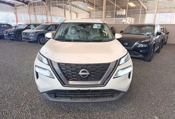 جديدة Nissan X-Trail رابعاً, 2.5 l, 2026 في في المملكة العربية السعودية, المدينة المنورة من Al Afkham Cars معرض الأفخم للسيارات، اللون أبيض. أخرى | AUTO.AE | إعلان #273911
