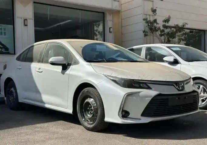 New Toyota Corolla Sporty XII (E210), 2.0 l, 2026 in Saudi Arabia, Medina by Faisal Al Tamayoz Cars معرض فيضل التميز للسيارات, White color. GCC Specs | AUTO.AE | Listing #269364