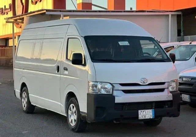 Used Toyota HiAce H200 Facelift, 2.7 l, 2016 in Saudi Arabia, Medina by Al Aqeeq Cars معرض العقيق للسيارات, White color. Other | AUTO.AE | Listing #272039