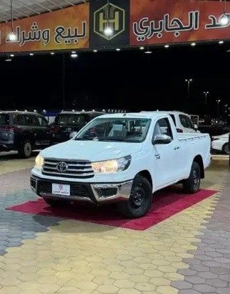 جديدة Toyota Hilux ثامناً, 2.4 l, 2026 في في المملكة العربية السعودية, المدينة المنورة من Hamed Al Jabri Cars مؤسسة حامد الجابري للسيارت، اللون أبيض.  | AUTO.AE | إعلان #268590