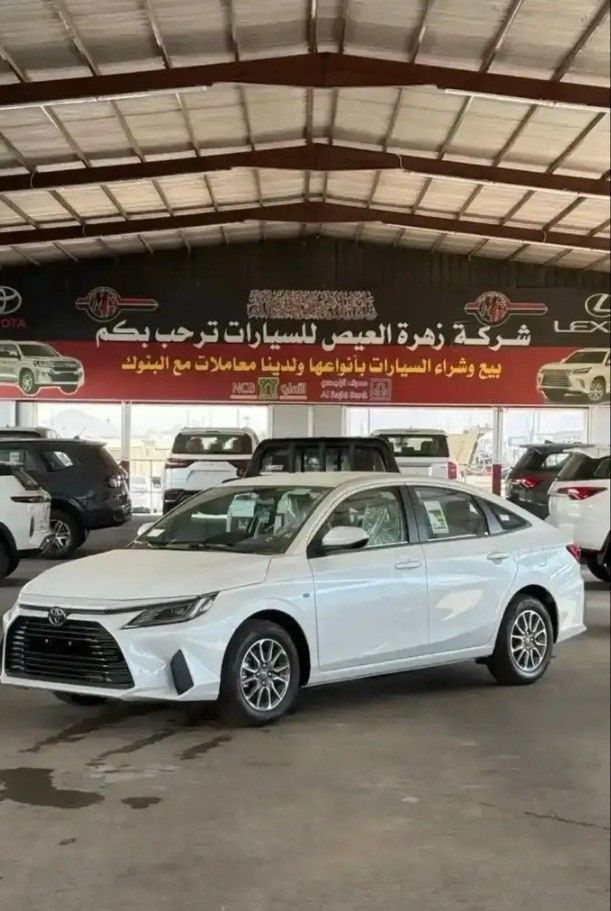 Новый Toyota Yaris IV (AC100), 1.3 л, 2026 в Саудовская Аравия, Медина от Zahrat Al Eis شركة زهرة العيص للسيارات Белый цвет. GCC | AUTO.AE | Объявление #267942