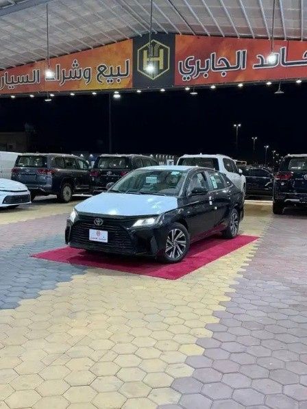 Новый Toyota Yaris IV (AC100), 1.3 л, 2026 в Саудовская Аравия, Медина от Hamed Al Jabri Cars مؤسسة حامد الجابري للسيارت Черный цвет.  | AUTO.AE | Объявление #268600