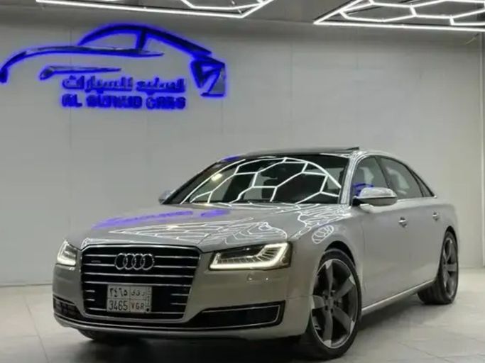 Подержанный Audi A8 50 TFSI III (D4) Рестайлинг, 3.0 л, 2016 в Саудовская Аравия, Эр-Рияд от Al Sunaid معرض السنيد للسيارات Серебристый цвет.  | AUTO.AE | Объявление #266732