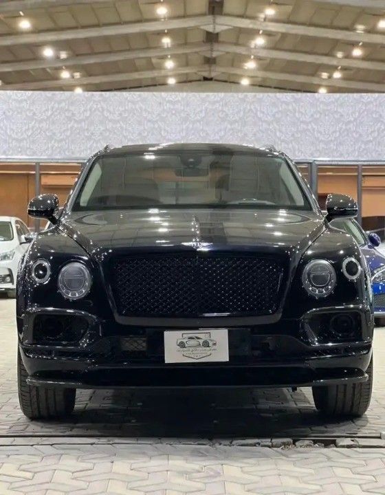 Used Bentley Bentayga I, 6.0 l, 2017 in Saudi Arabia, Riyadh by First Top One Cars معرض فيرست توب ون للسيارات, Black color.  | AUTO.AE | Listing #261262