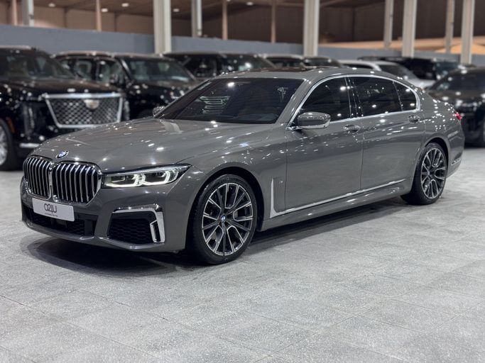 مستعملة BMW 7 Series 730Li عملية فيس ليفت السادس (G11/G12), 3.0 l, 2021 في في المملكة العربية السعودية, الرياض من Automobile For You، اللون رمادي. أخرى | AUTO.AE | إعلان #247240