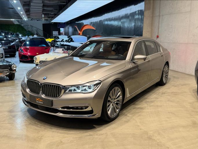 Подержанный BMW 7 Series 740Li xDrive VI (G11/G12), 3.0 л, 2017 в Саудовская Аравия, Эр-Рияд от X Cars Серебристый цвет. GCC | AUTO.AE | Объявление #255167