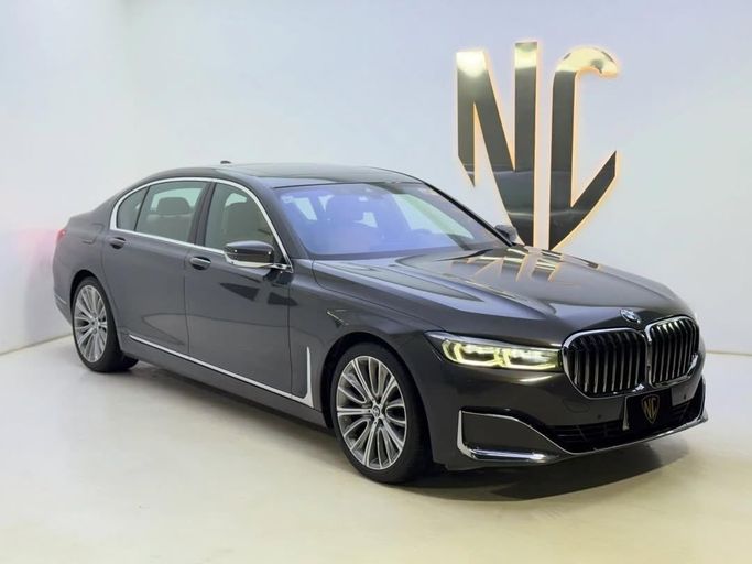 مستعملة BMW 7 Series 730Li عملية فيس ليفت السادس (G11/G12), 3.0 l, 2022 في في المملكة العربية السعودية, الرياض من Black Car ، اللون أسود.  | AUTO.AE | إعلان #256680