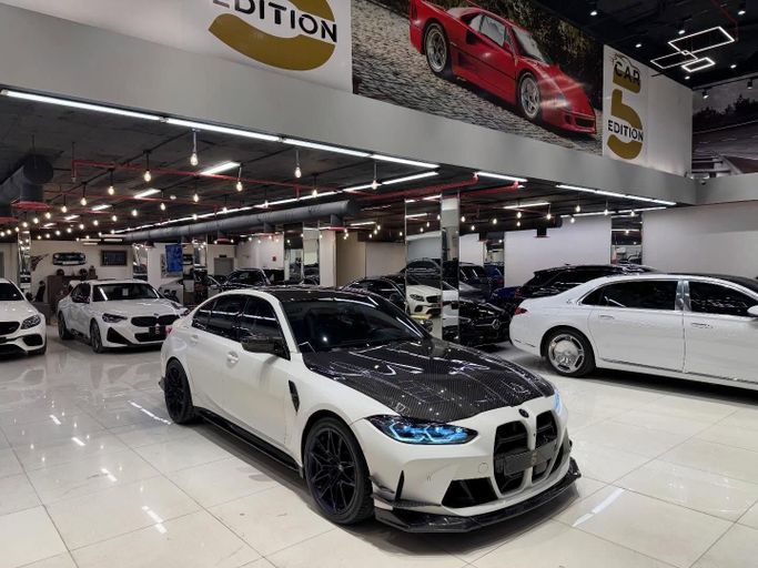 مستعملة BMW M3 Competition Package السادس (G80), 3.0 l, 2021 في في المملكة العربية السعودية, الرياض من Five Edition Car، اللون أبيض.  | AUTO.AE | إعلان #254928
