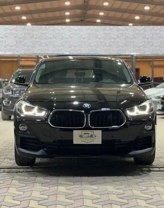 Подержанный BMW X2 sDrive20i I (F39), 1.5 л, 2020 в Саудовская Аравия, Эр-Рияд от First Top One Cars معرض فيرست توب ون للسيارات Черный цвет.  | AUTO.AE | Объявление #261167