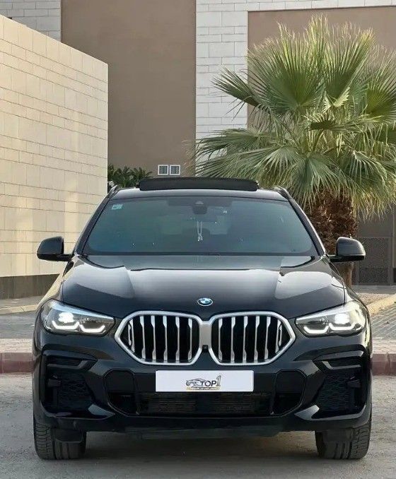 مستعملة BMW X6 40i xDrive III (G06), 3.0 l, 2023 في في المملكة العربية السعودية, الرياض من First Top One Cars معرض فيرست توب ون للسيارات، اللون أسود.  | AUTO.AE | إعلان #260492