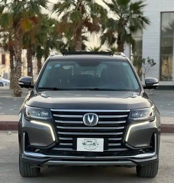 Подержанный Changan CS95 I Рестайлинг, 2.0 л, 2023 в Саудовская Аравия, Эр-Рияд от First Top One Cars معرض فيرست توب ون للسيارات Серый цвет.  | AUTO.AE | Объявление #261062