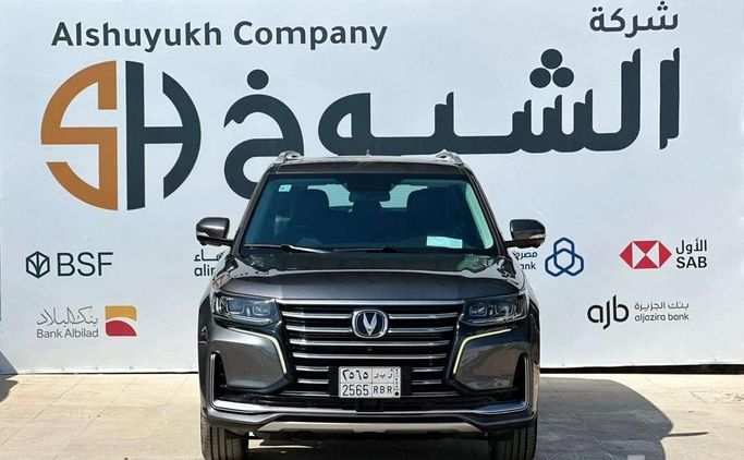 Подержанный Changan CS95 I Рестайлинг, 2.0 л, 2022 в Саудовская Аравия, Эр-Рияд от Al Shukh شركة معرض الشيوخ للسيارات Серый цвет.  | AUTO.AE | Объявление #296225