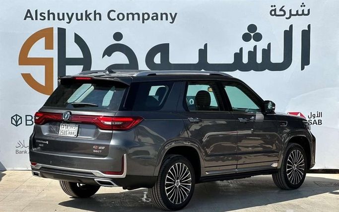 Подержанный Changan CS95 I Рестайлинг, 2.0 л, 2022 в Саудовская Аравия, Эр-Рияд от Al Shukh شركة معرض الشيوخ للسيارات Серый цвет.  | AUTO.AE | Объявление #296225 — фото 2 из 18