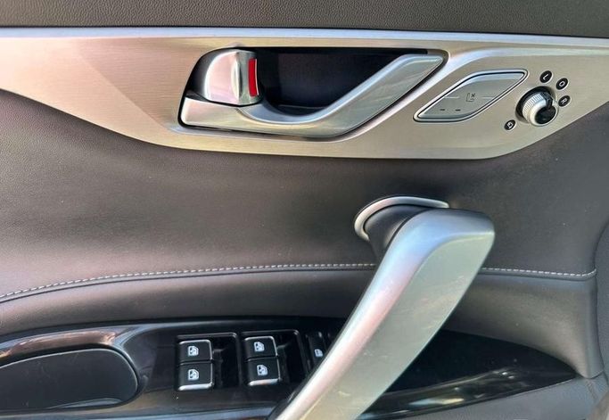 Подержанный Changan CS95 I Рестайлинг, 2.0 л, 2022 в Саудовская Аравия, Эр-Рияд от Al Shukh شركة معرض الشيوخ للسيارات Серый цвет.  | AUTO.AE | Объявление #296225 — фото 14 из 18