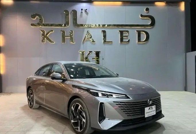 جديدة Changan Eado Plus, 1.4 l, 2026 في في المملكة العربية السعودية, الرياض من Khaled Cars شركة خالد للسيارات، اللون فضي. مواصفات الخليج | AUTO.AE | إعلان #260869