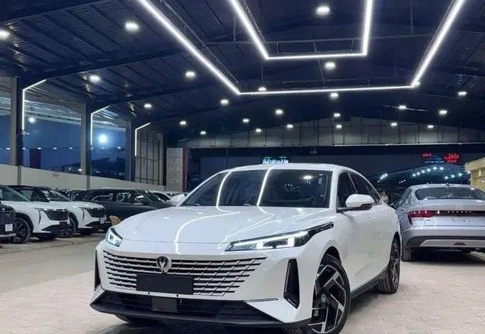 جديدة Changan Eado Plus, 1.6 l, 2026 في في المملكة العربية السعودية, الرياض من Khaled Cars شركة خالد للسيارات، اللون أبيض. مواصفات الخليج | AUTO.AE | إعلان #260871